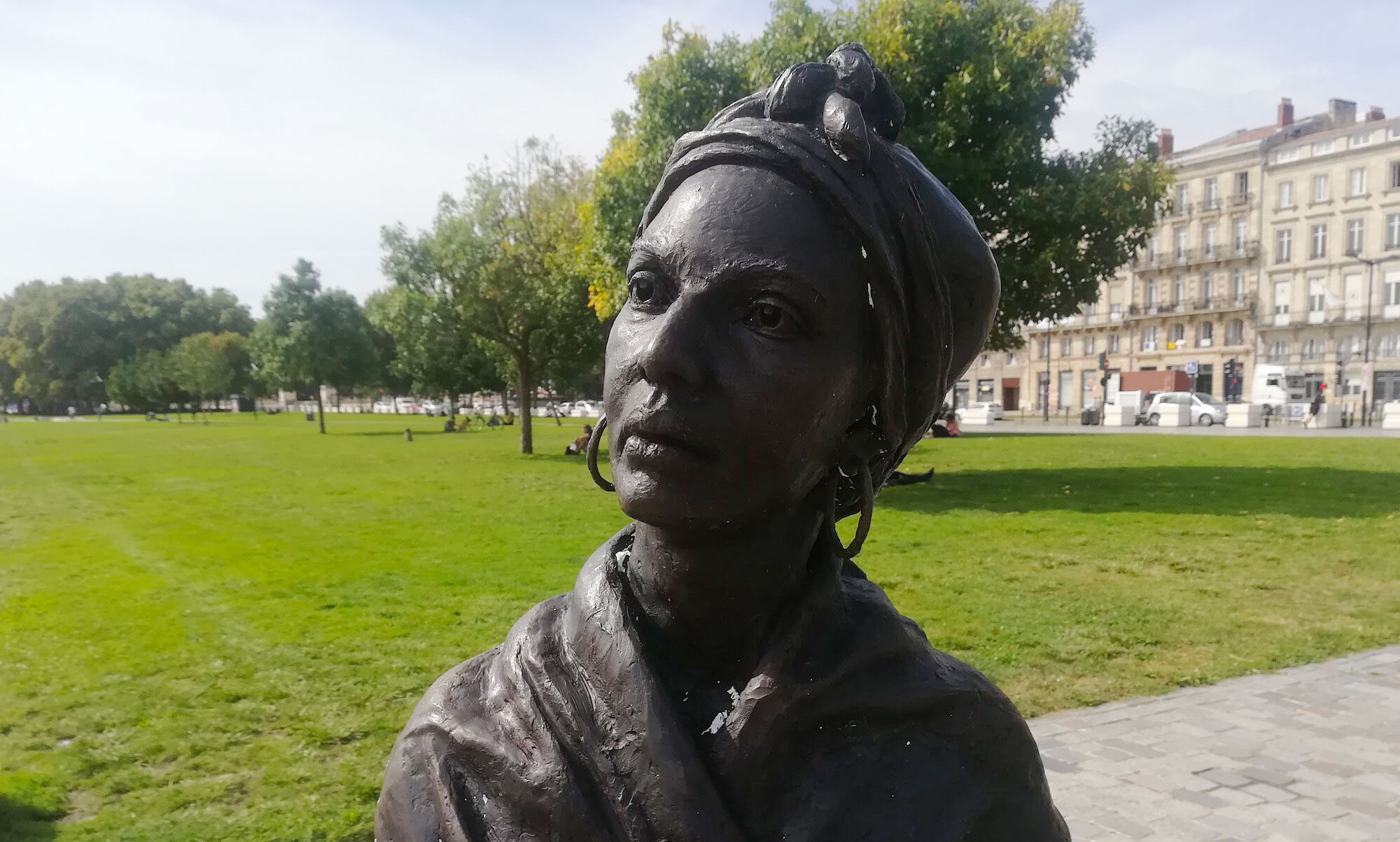 La statue de l’esclave Modeste Testas ciblée par un acte de vandalisme raciste ?