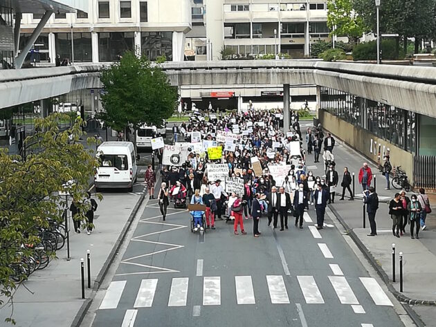 Manifestation devant la préfecture ce mercredi 6 octobre 2021 (SB/Rue89 Bordeaux)