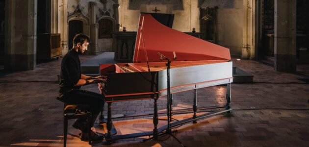 Antoine Souchav’, claveciniste baroque’n’roll