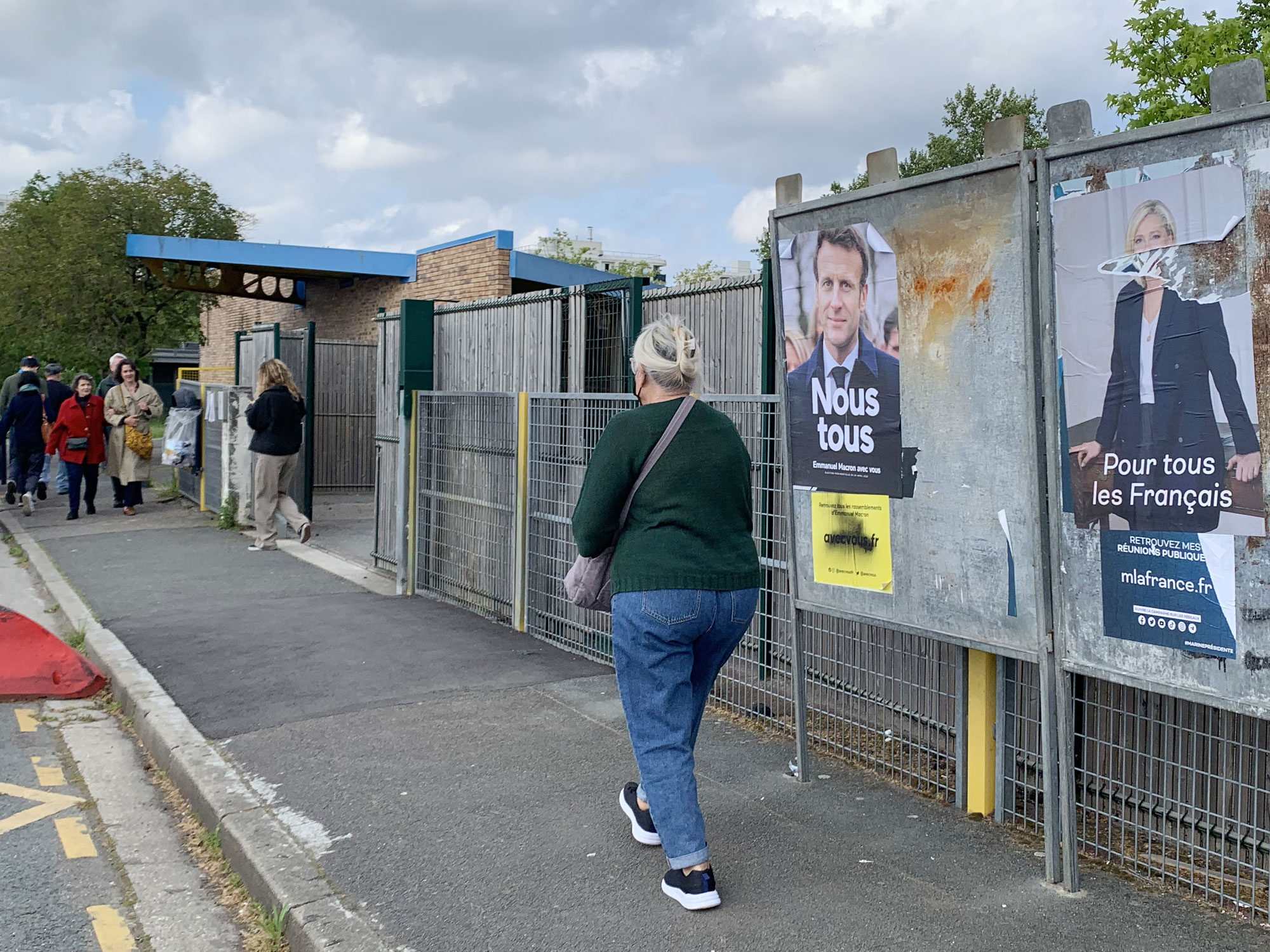 Emmanuel Macron réélu président, les Bordelais ont fait barrage à l’extrême droite