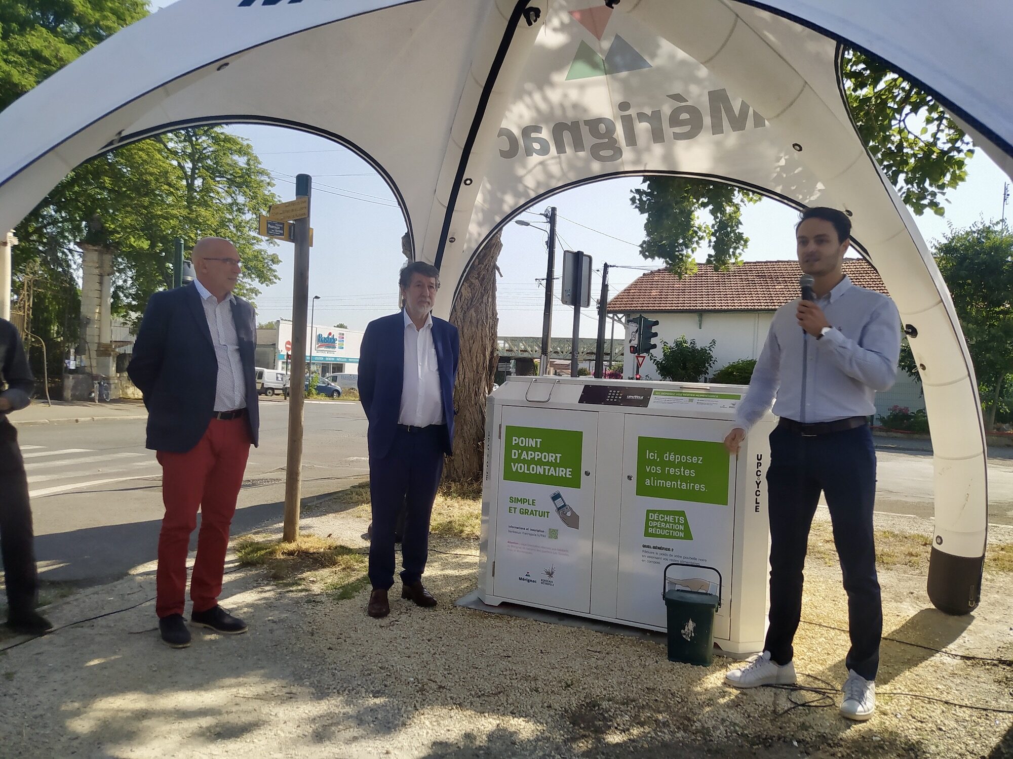 A Mérignac, les habitants incités à composter leurs déchets alimentaires