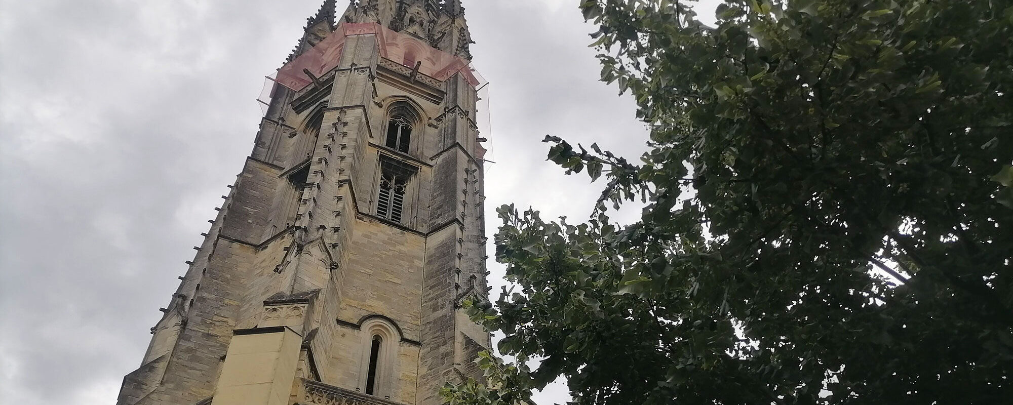 Un gigantesque échafaudage va être installé pour restaurer la flèche Saint-Michel
