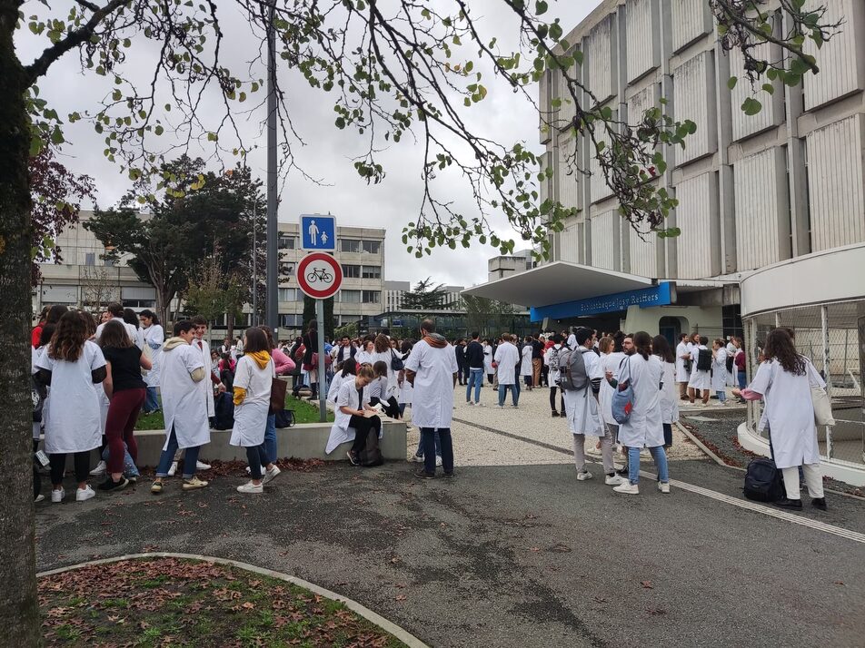 Le gros blues d’externes en médecine à Bordeaux