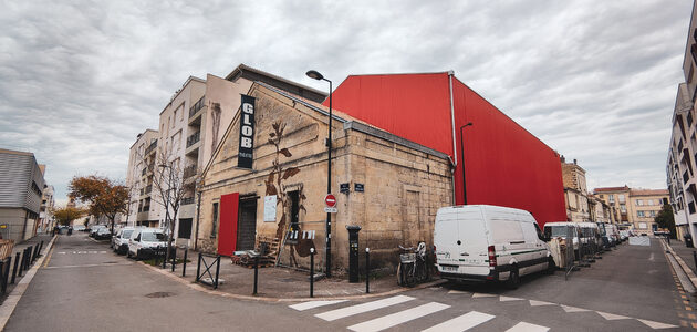 Trois coups (de jeune) pour le Glob Théâtre à Bordeaux