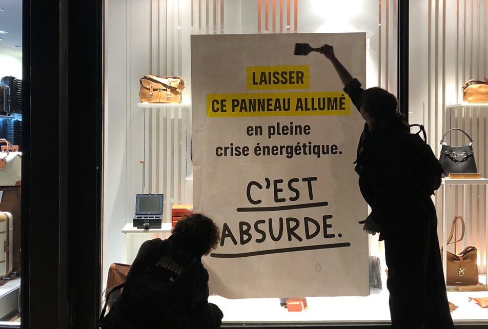 Une action menée contre le gaspillage énergétique des publicités et enseignes lumineuses à Bordeaux