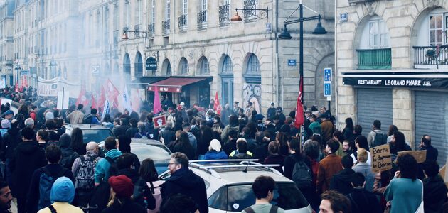 Nouveau rassemblement à Bordeaux ce samedi, la tension ne retombe pas suite au 49.3