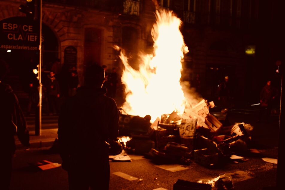 Vendredi de révolte à Bordeaux après le 49.3 sur la réforme des retraites