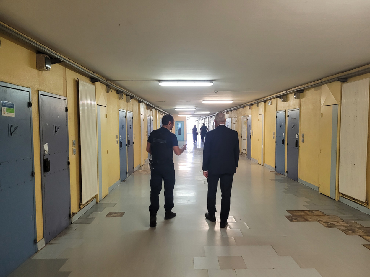 Le député Modem Frédéric Zgainski relève une « situation préoccupante » à la prison de Gradignan
