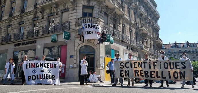 Bordeaux, labo des Scientifiques en rébellion pendant la COP28 à Dubaï