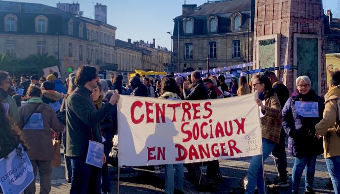 Dans une situation critique, les centres sociaux de Gironde demandent plus de moyens financiers