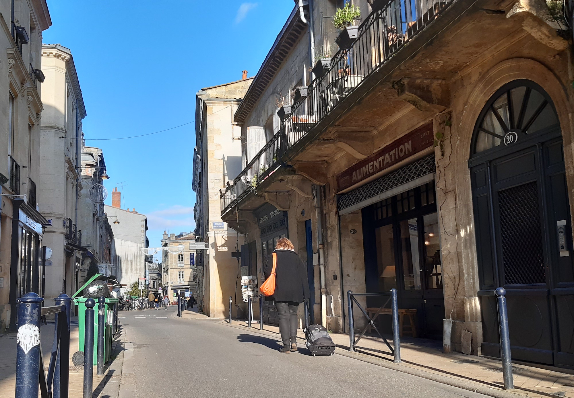 Contre la réglementation anti-Airbnb à Bordeaux, les proprios ne trouvent pas la clef