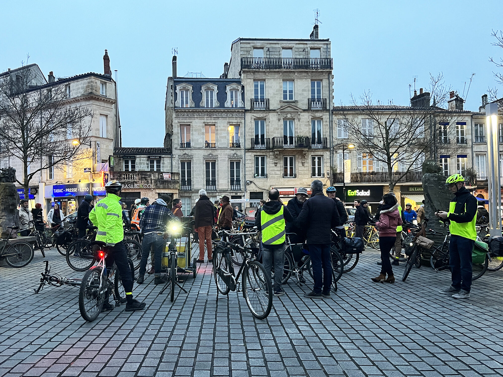 Pour défendre les droits des cyclistes, Bordeaux s’en remet à la Masse critique