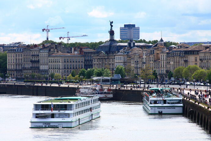 Les quais de Bordeaux toujours plus branchés pour les bateaux