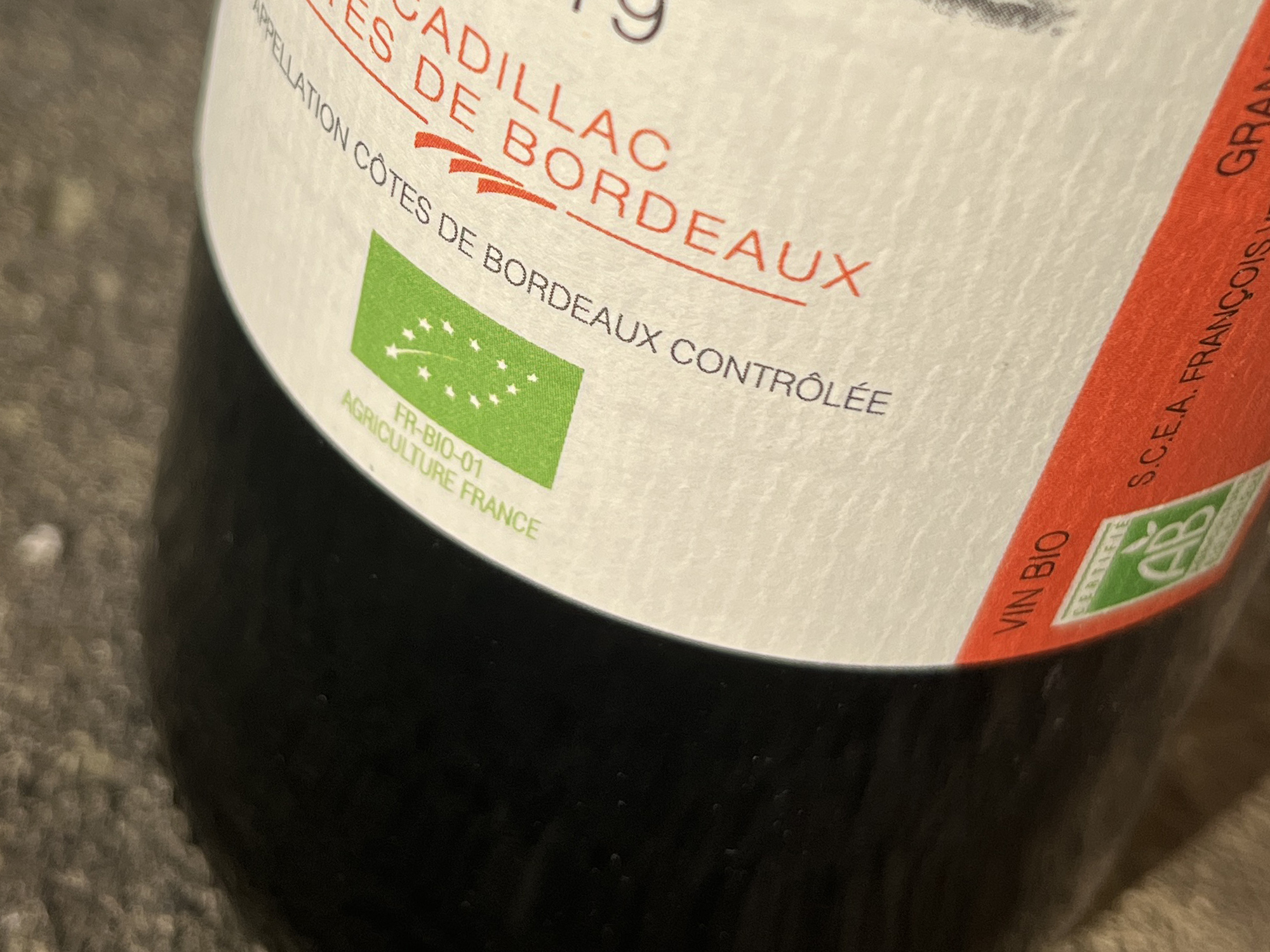 La filière du vin bio à Bordeaux joue des coudes pour prendre les commandes