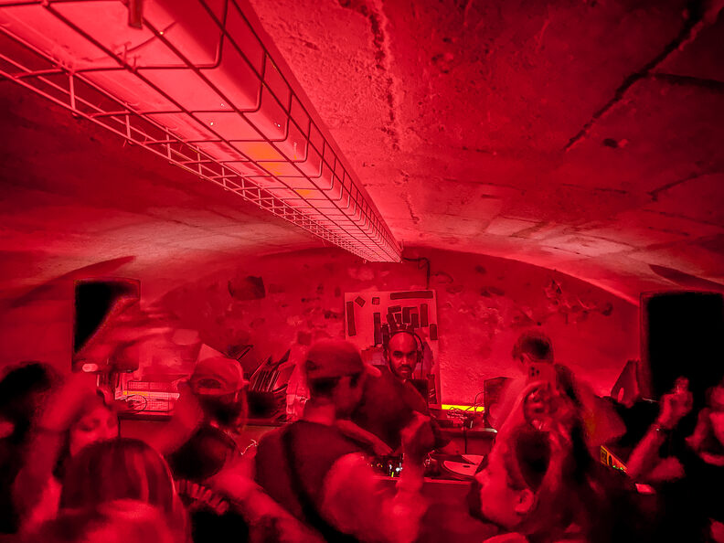 #Sauvetonbar : à Bordeaux, des établissements menacés défendent leur rôle social et culturel