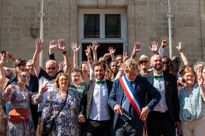 Les 20 ans du premier mariage homosexuel en France célébrés à Bègles