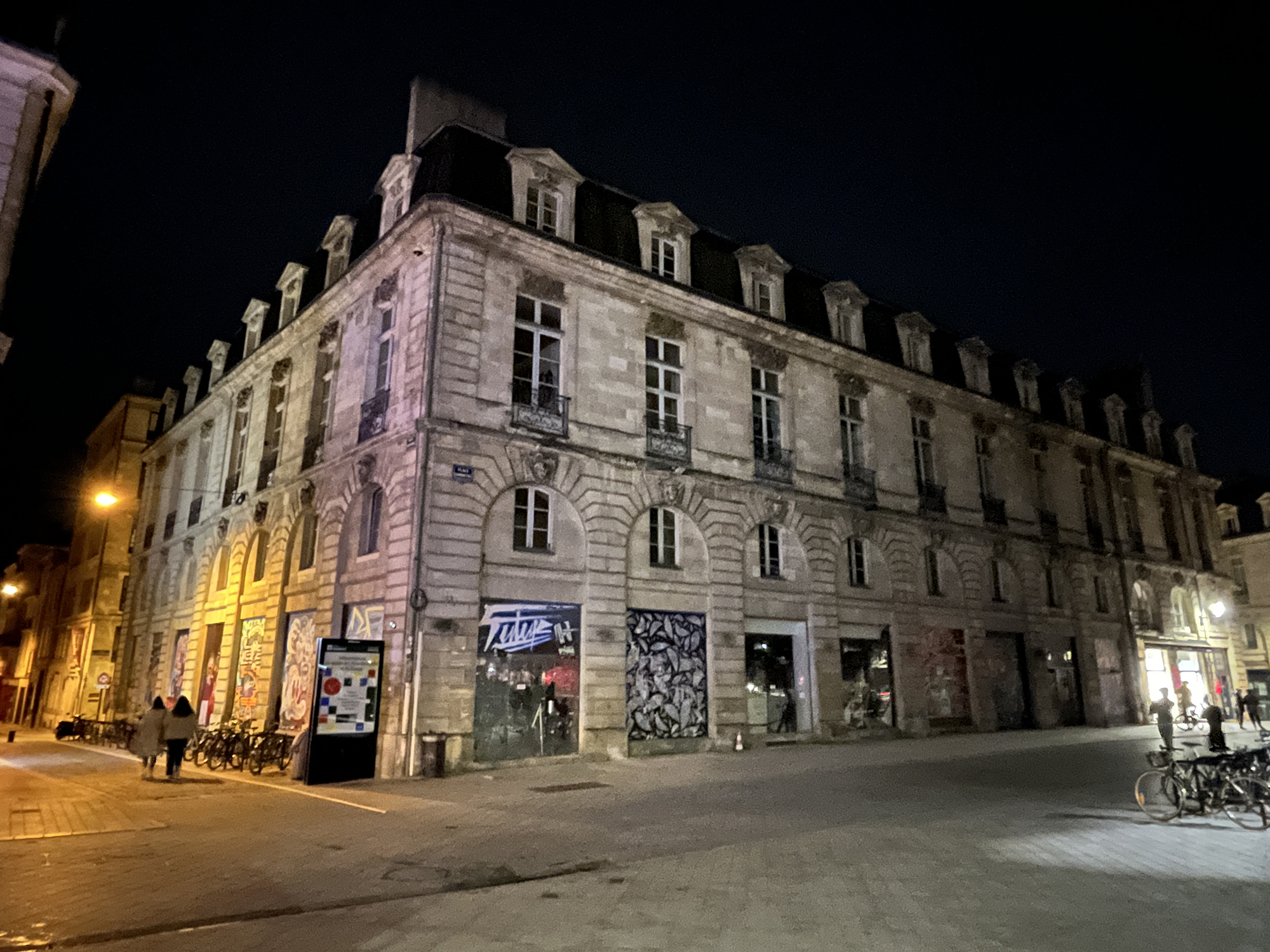 Pas de permis pour l’hôtel de luxe voulu par Michel Ohayon dans l’ex-Virgin à Gambetta