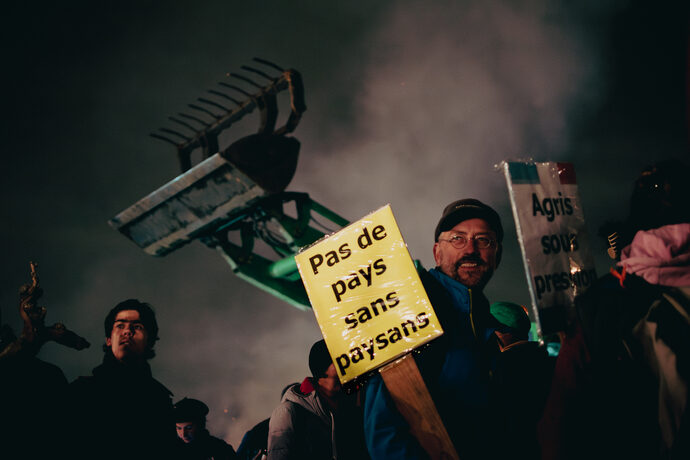 Les agriculteurs manifestent à nouveau leur colère à Bordeaux