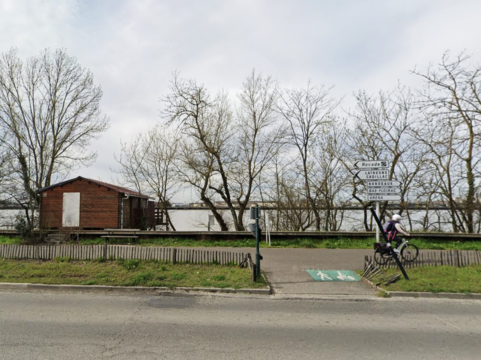 Un affaissement de la digue met « sur pause » des chantiers sur la rive droite de Bordeaux