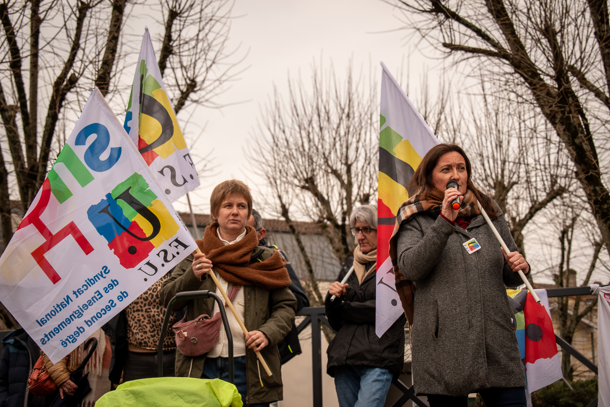 Pour sauver les « écoles orphelines », enseignants et parents d’élèves mobilisés à Bordeaux