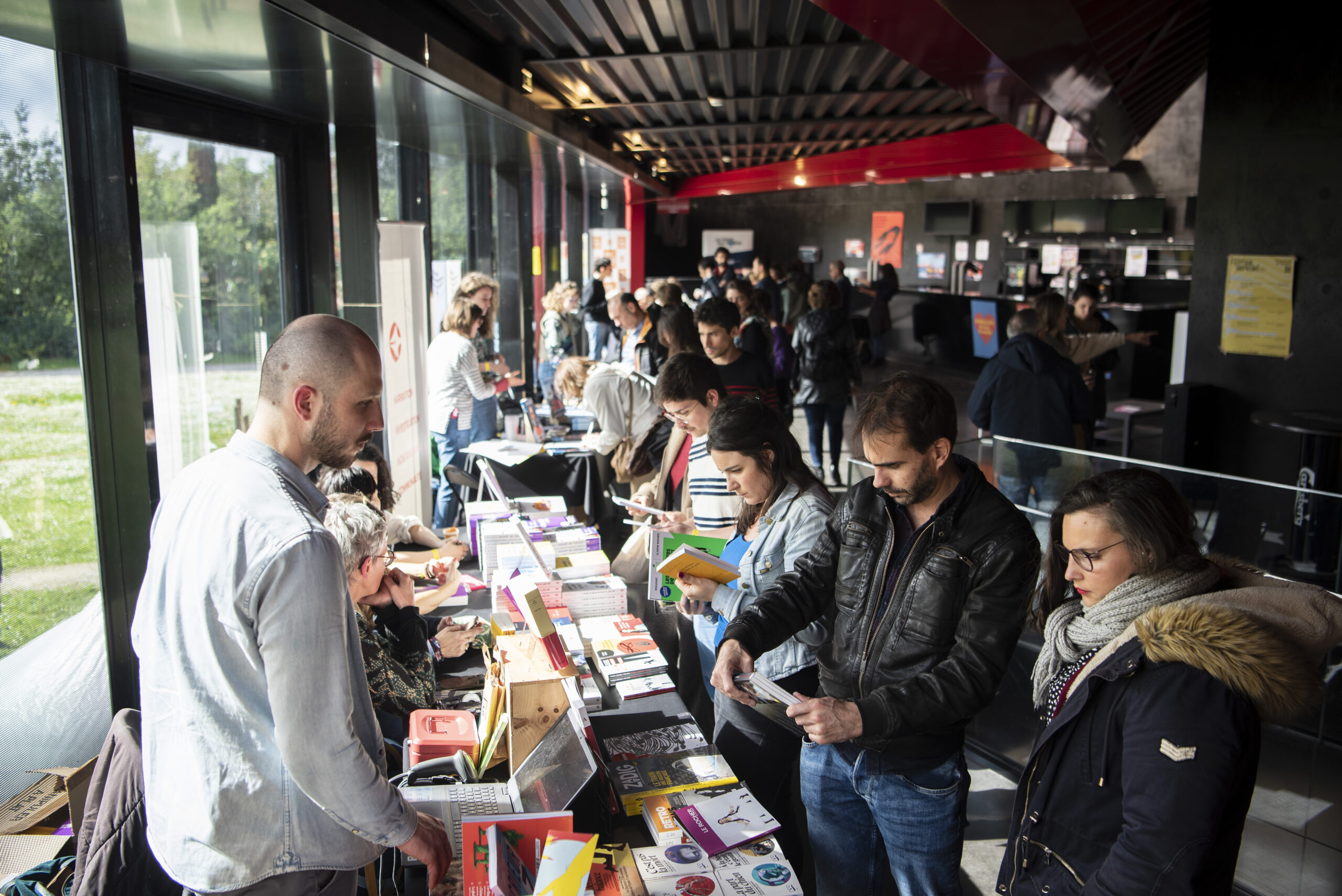 Imprimé, le festival du journalisme engagé de retour à Bordeaux et Cenon