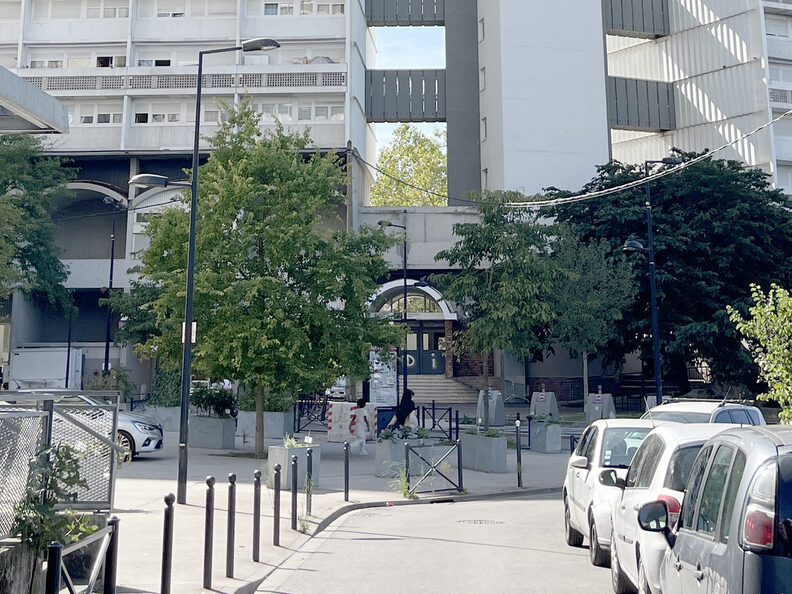 Quatre interpellations après des coups de feu aux Aubiers, le quartier sous surveillance