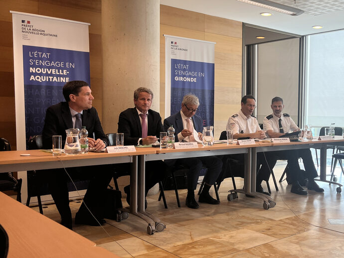 « Union sacrée » pour faire face aux menaces et violences envers les élus girondins
