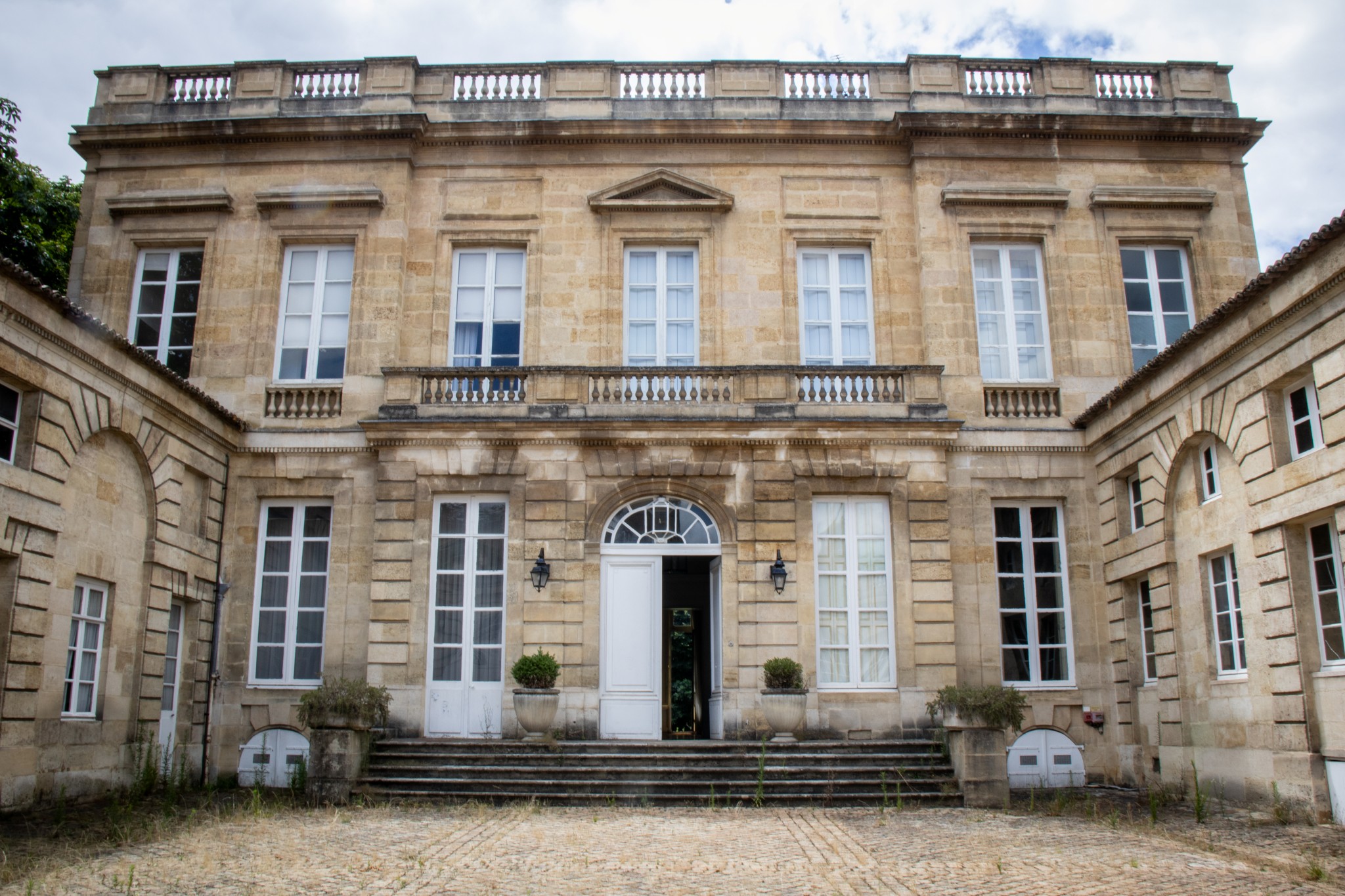 L’Hôtel de Basquiat vendu 5,45 millions d’euros pour un projet partiellement ouvert au public