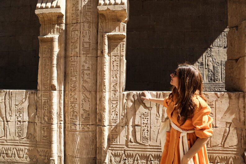 Hela Mansour, une guide touristique aux confluences de la Garonne et du Nil
