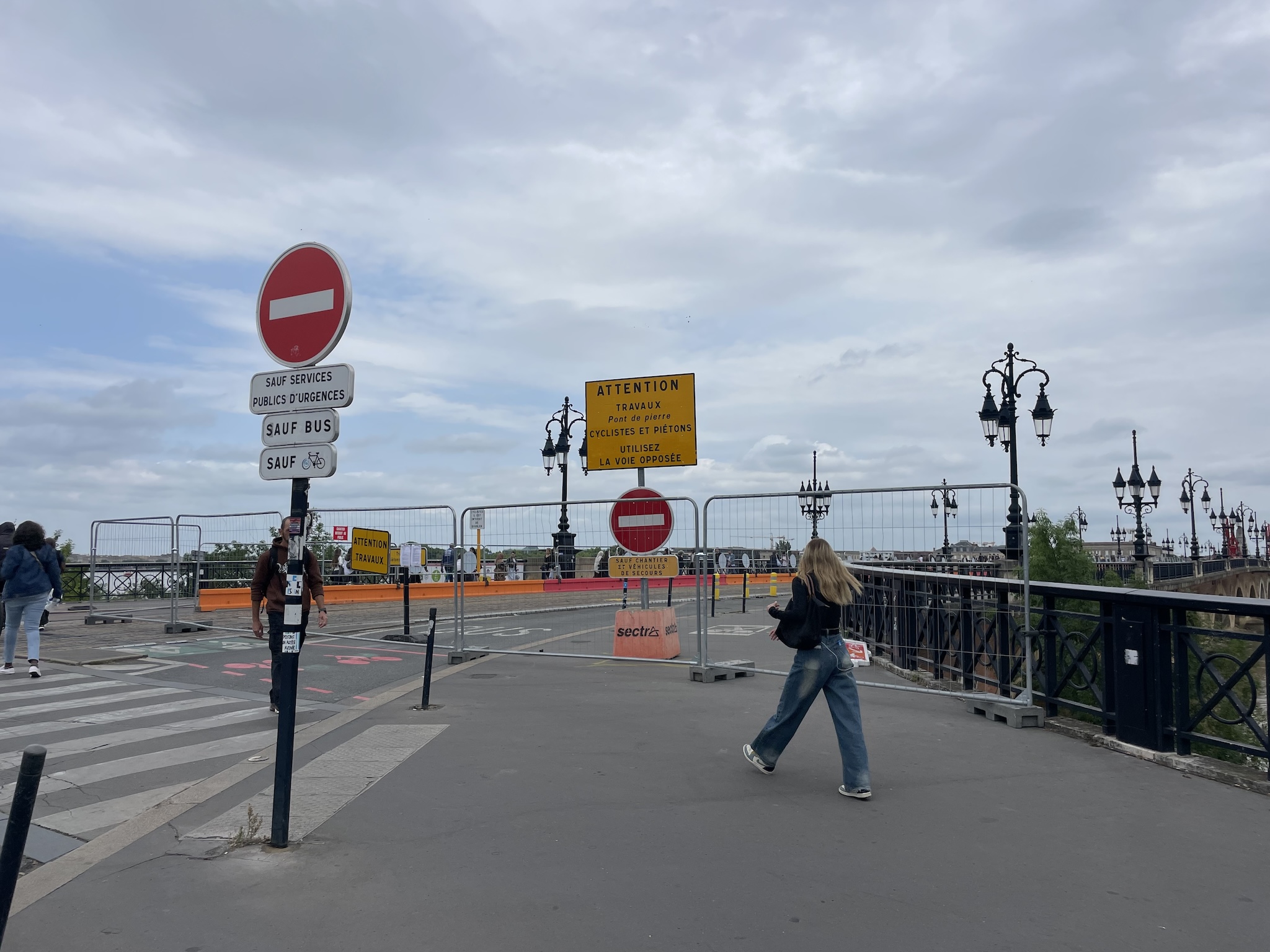 La traversée de la Garonne impactée par les travaux de rénovation du pont de pierre