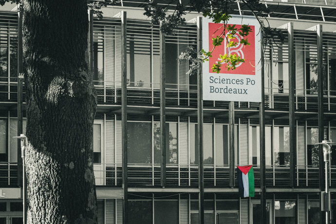 « Ingérences, opacité et gouvernance en roue libre » : un rapport torpille la Chaire Défense de Sciences Po Bordeaux et recommande sa fin en 2025