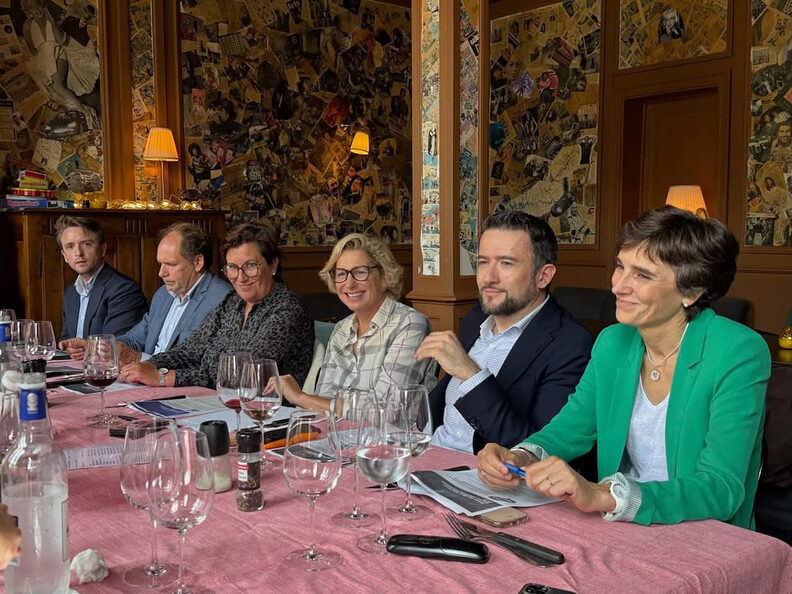 Municipales 2026 : Nathalie Delattre s’affirme la plus légitime pour unir derrière elle la droite et le centre à Bordeaux