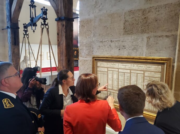 Le Musée national des douanes de Bordeaux ouvre ses frontières