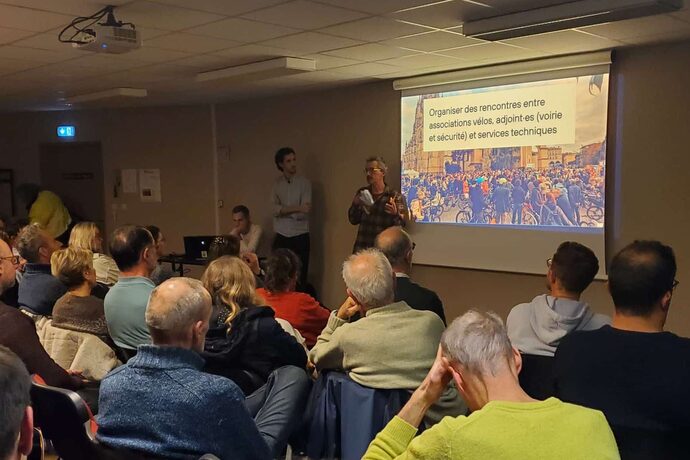 Municipales 2026 : le plaidoyer des associations vélo « pour une métropole de Bordeaux cyclable et marchable »