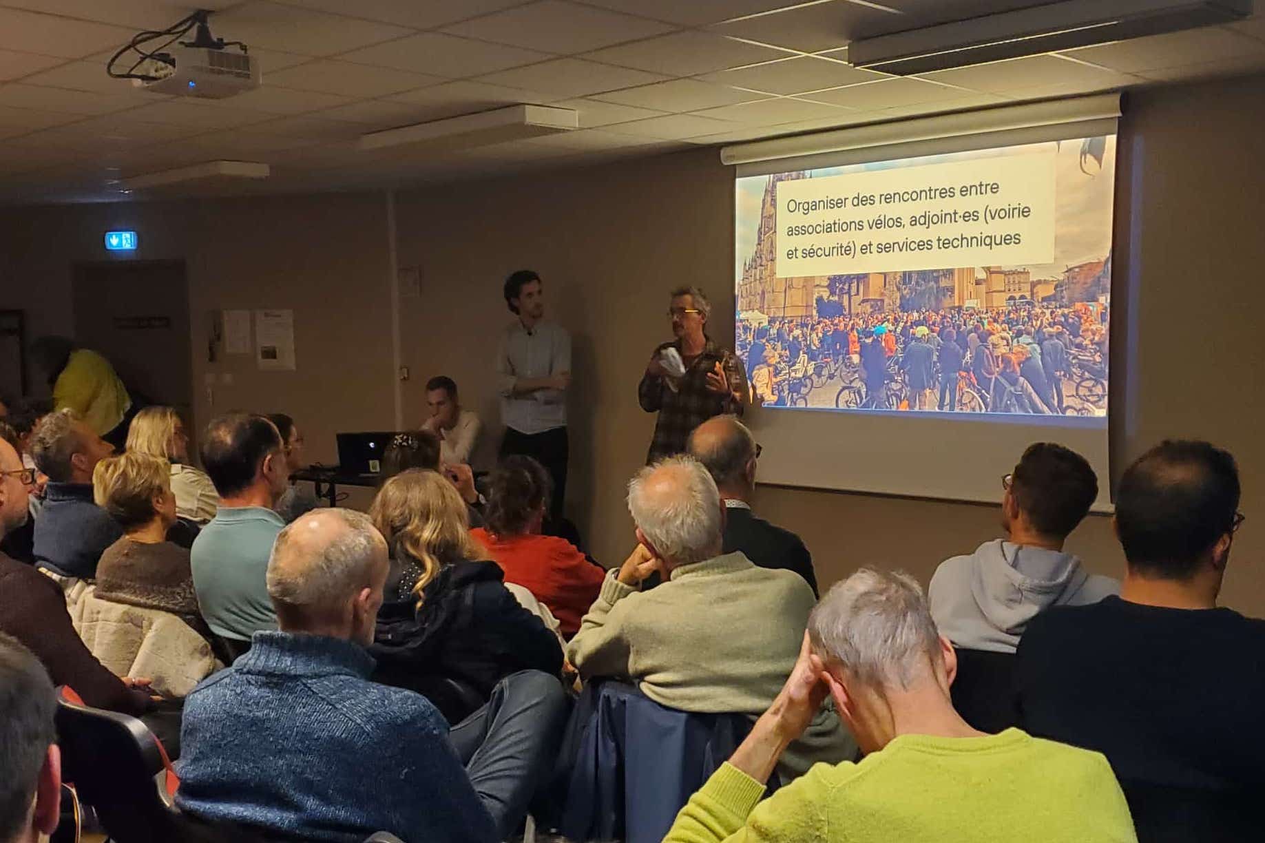 Municipales 2026 : le plaidoyer des associations vélo « pour une métropole de Bordeaux cyclable et marchable »