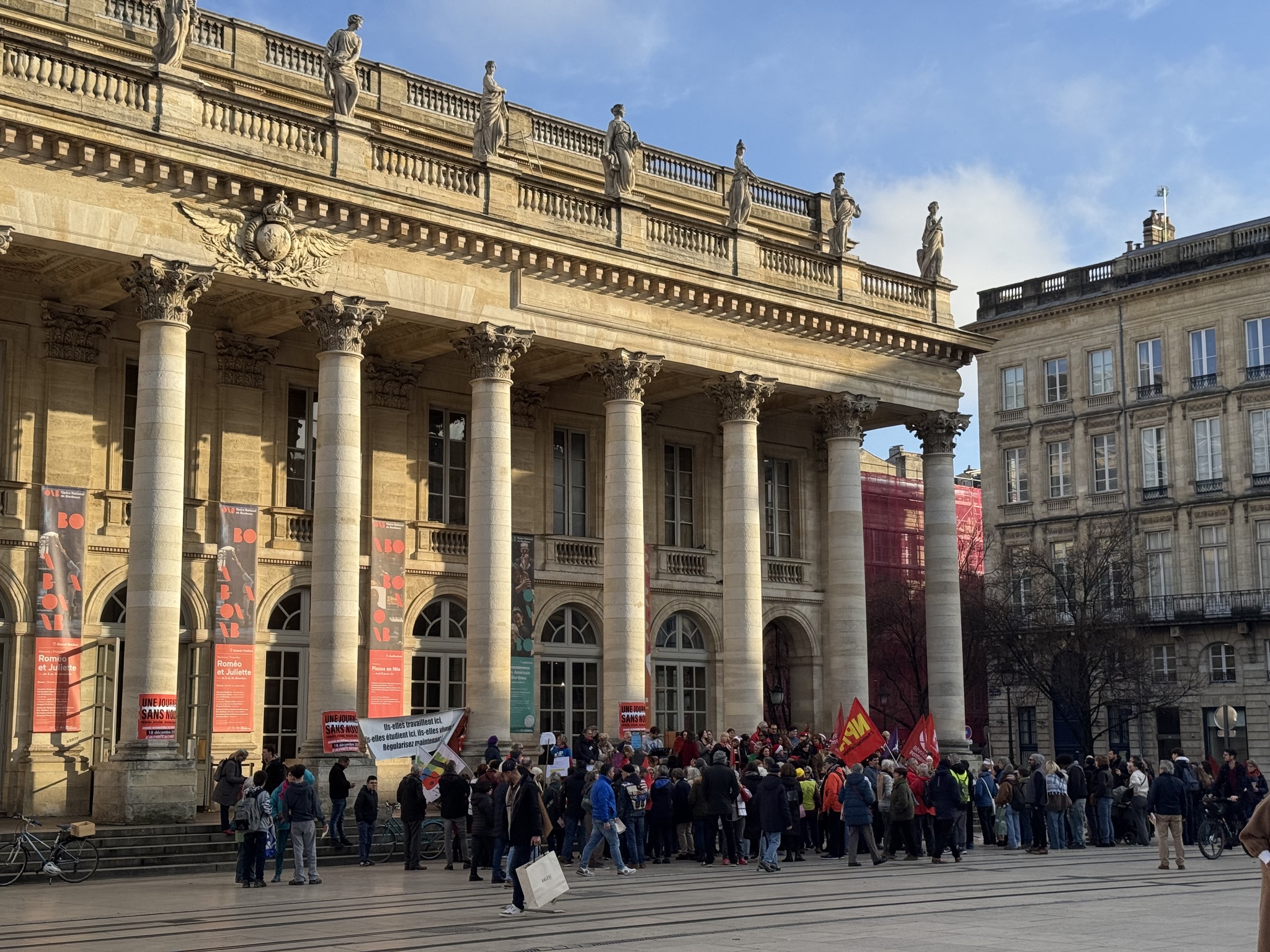 Une cinquantaine de personens se sont mobilisées pour la Journée internationale des migrants