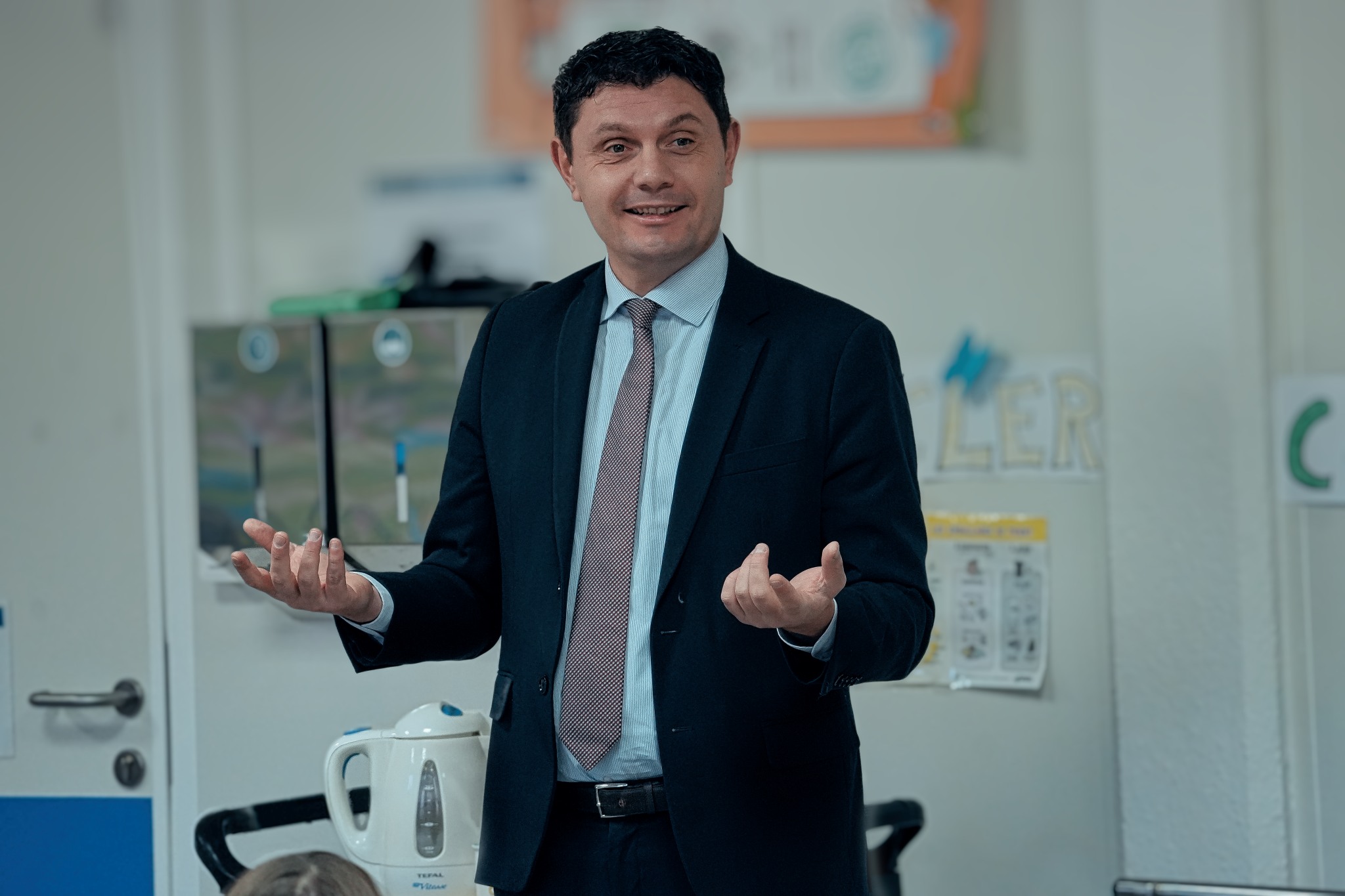 Municipales 2026 : À Pessac, le socialiste Sébastien Saint-Pasteur candidat adoubé par le PC et les écolos