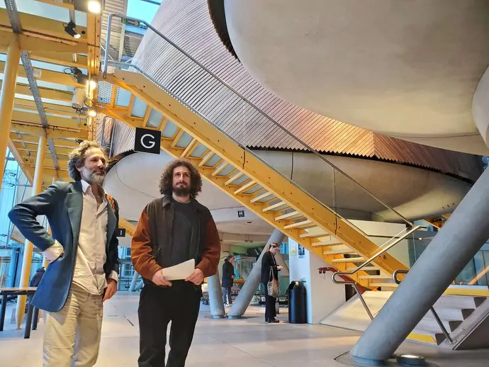 Deux militants écolos jugés à Bordeaux pour des actions contre des publicités géantes