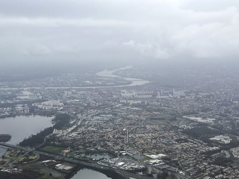 Des inondations record redoutées à Bordeaux, la mairie déclenche son plan communal de sauvegarde