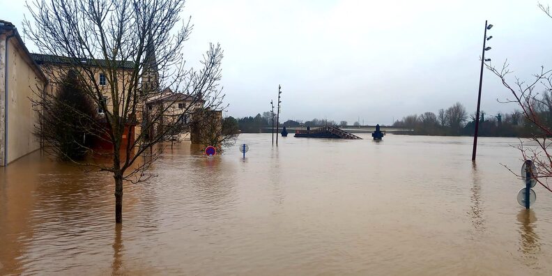 Les crues se poursuivent en Gironde, le risque inondation pourrait s&rsquo;aggraver cette semaine